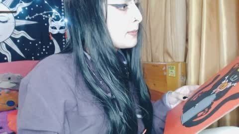 Snapshot of dak_7 chatting on 18, 1, 2025 -- -- help me reach 100 hands up online show from 18, 1, 2025