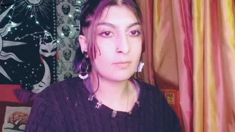 Snapshot of dak_7 chatting on 25, 1, 2025 -- -- help me reach 100 hands up online show from 25, 1, 2025