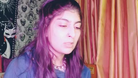 Snapshot of dak_7 chatting on 4, 2, 2025 -- -- help me reach 100 hands up online show from 4, 2, 2025