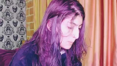 Snapshot of dak_7 chatting on 13, 2, 2025 -- -- help me reach 100 hands up online show from 13, 2, 2025