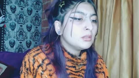 Snapshot of dak_7 chatting on 20, 2, 2025 -- -- help me reach 100 hands up online show from 20, 2, 2025