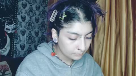 Snapshot of dak_7 chatting on 28, 2, 2025 -- -- help me reach 100 hands up online show from 28, 2, 2025