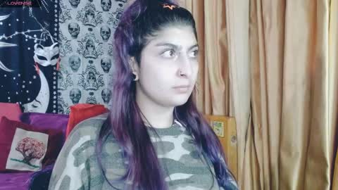 Snapshot of dak_7 chatting on 6, 3, 2025 -- -- help me reach 100 hands up online show from 6, 3, 2025