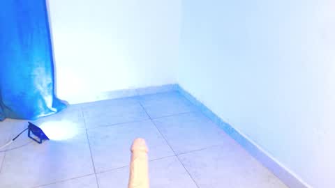 VALENTINA  online show from 1, 12, 2025