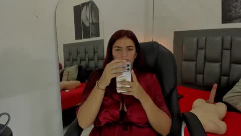 Snapshot of dakota_roussee chatting on 3, 2, 2026 Dakota online show from 3, 2, 2026