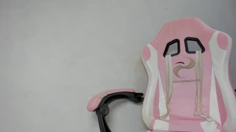 dakota_x18 online show from 11, 2, 2026