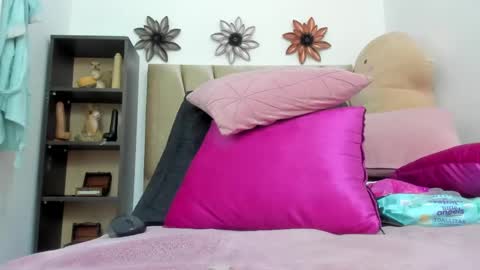  Ren  online show from 16, 2, 2025