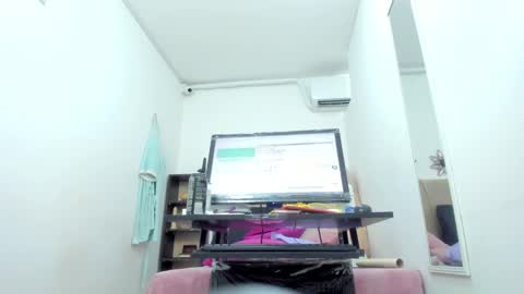  Ren  online show from 24, 2, 2025