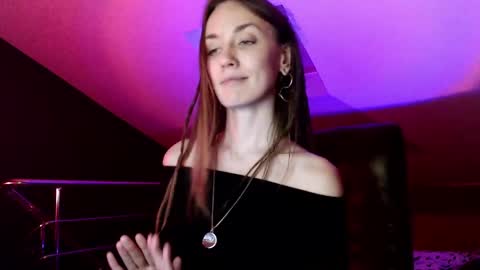 Dalia  online show from 15, 12, 2024