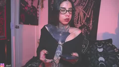 dalia_vorhees online show from 8, 1, 2026