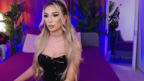 DalidaSelena online show from 8, 2, 2026