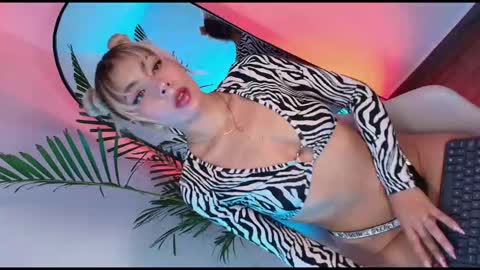 dalilathoms online show from 9, 1, 2026