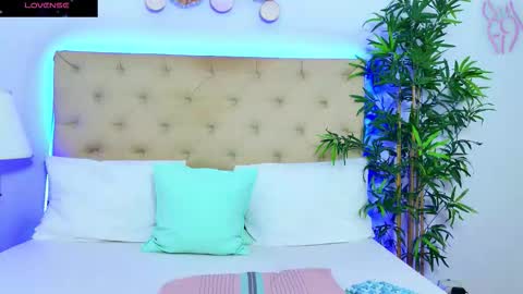 daliyaa_ online show from 9, 10, 2025