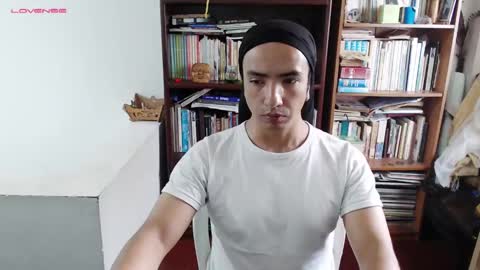 Snapshot of daliygala chatting on 5, 1, 2025 JamesDali online show from 5, 1, 2025