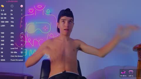 Snapshot of dallen_grant chatting on 22, 12, 2025 Dallen Grant online show from 22, 12, 2025