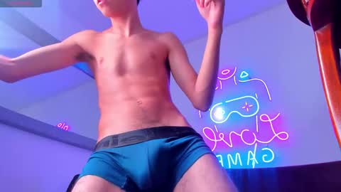 Snapshot of dallen_grant chatting on 18, 2, 2026 Dallen Grant online show from 18, 2, 2026