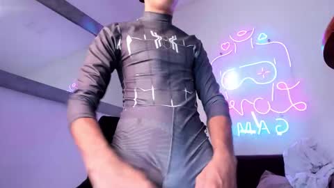 Snapshot of dallen_grant chatting on 1, 3, 2026 Dallen Grant online show from 1, 3, 2026