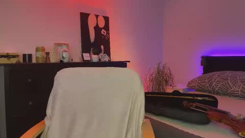 dalmatian_girl online show from 23, 2, 2026