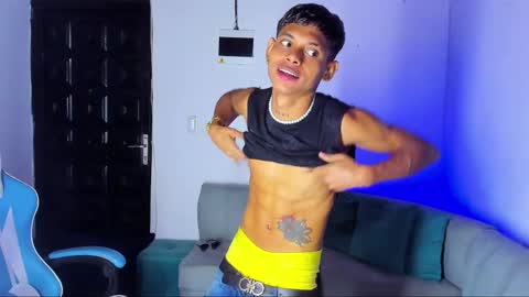 Snapshot of damar_felipe chatting on 5, 3, 2025 damar_felipe online show from 5, 3, 2025