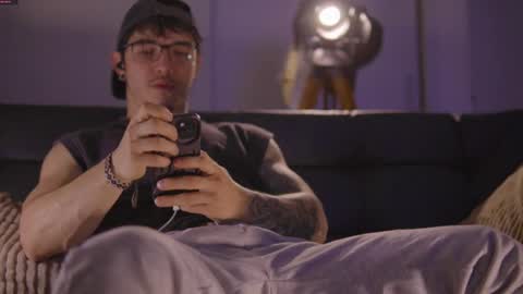 insta damn8   --------  online show from 20, 10, 2025