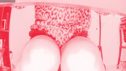 Snapshot of dammmtry chatting on 5, 5, 2026 Sophie online show from 5, 5, 2026