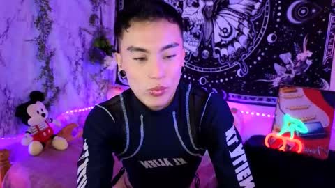 Snapshot of damon_clark_ chatting on 3, 3, 2025 damon_clark_ online show from 3, 3, 2025