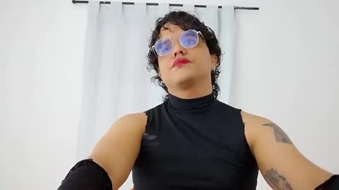 Snapshot of dan_blous chatting on 3, 2, 2026 Diane Blosson online show from 3, 2, 2026