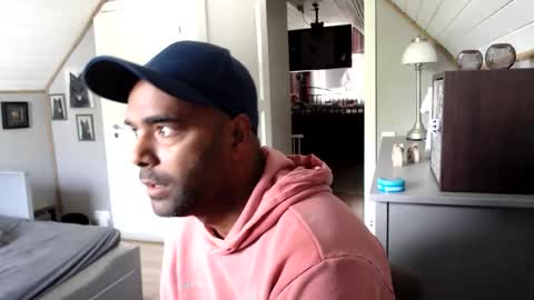 Snapshot of dan_the_man43 chatting on 14, 9, 2025 dan_the_man43 online show from 14, 9, 2025