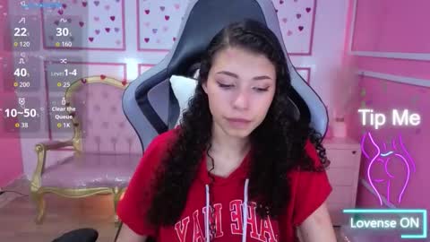 Danatella  online show from 18, 12, 2025