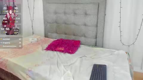 Snapshot of dani_lue chatting on 18, 12, 2024 dani_lue online show from 18, 12, 2024