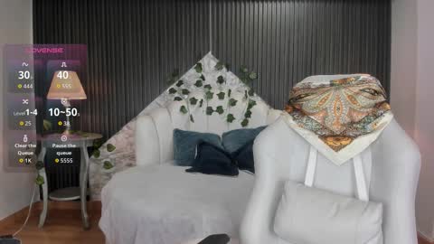  Daniela  online show from 1, 12, 2025