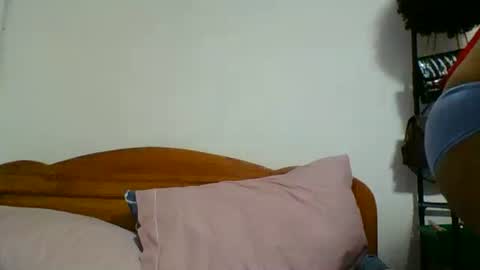 danie80704 online show from 23, 10, 2025