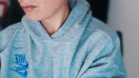 Snapshot of daniel_ruis16 chatting on 4, 3, 2025 daniel_ruis16 online show from 4, 3, 2025