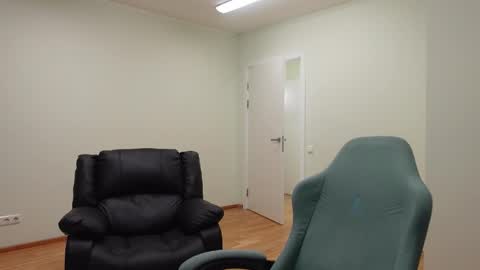 DANIEL SHAWN online show from 8, 4, 2026