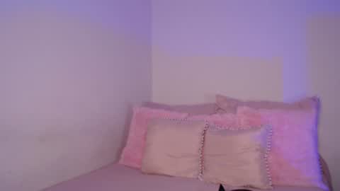 Snapshot of daniela_valencia chatting on 28, 1, 2025 Lucia online show from 28, 1, 2025