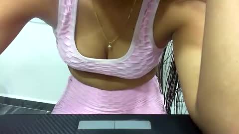 danielaa_foxx online show from 5, 2, 2026