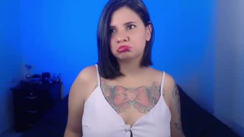 Snapshot of daniellerain chatting on 22, 12, 2024 daniellerain online show from 22, 12, 2024