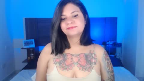 Snapshot of daniellerain chatting on 6, 3, 2025 daniellerain online show from 6, 3, 2025