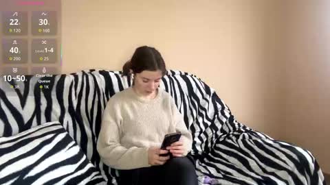 Snapshot of daniellevaulet chatting on 30, 11, 2025 Mia online show from 30, 11, 2025