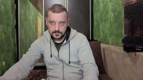 Snapshot of danielocool chatting on 2, 10, 2025 DanieloCool online show from 2, 10, 2025