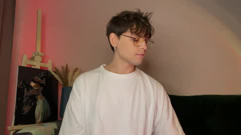 danieltuckerr online show from 15, 4, 2026