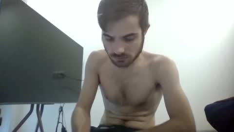Snapshot of danievio21 chatting on 10, 5, 2026 danievio21 online show from 10, 5, 2026