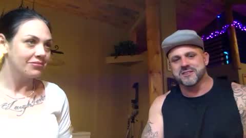 DaniLove online show from 5, 3, 2025