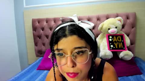 DaniiBelluci  online show from 27, 2, 2025