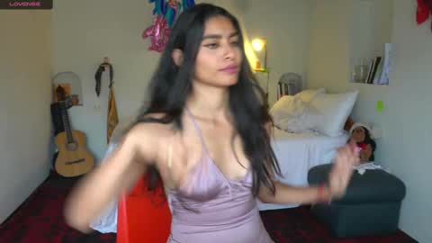 danalle .. online show from 9, 11, 2025