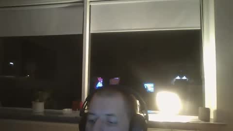 danishman1980 online show from 6, 1, 2025