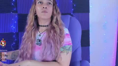 Snapshot of danna__castle chatting on 8, 5, 2026 Dannacastle online show from 8, 5, 2026
