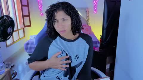 Snapshot of danna_berry chatting on 22, 5, 2026 DannaBerry online show from 22, 5, 2026