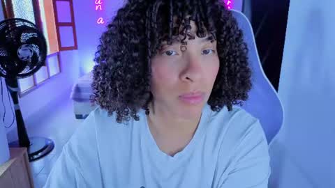 Snapshot of danna_berry chatting on 5, 7, 2026 DannaBerry online show from 5, 7, 2026