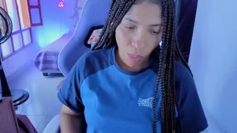 Snapshot of danna_berry chatting on 2, 8, 2026 DannaBerry online show from 2, 8, 2026